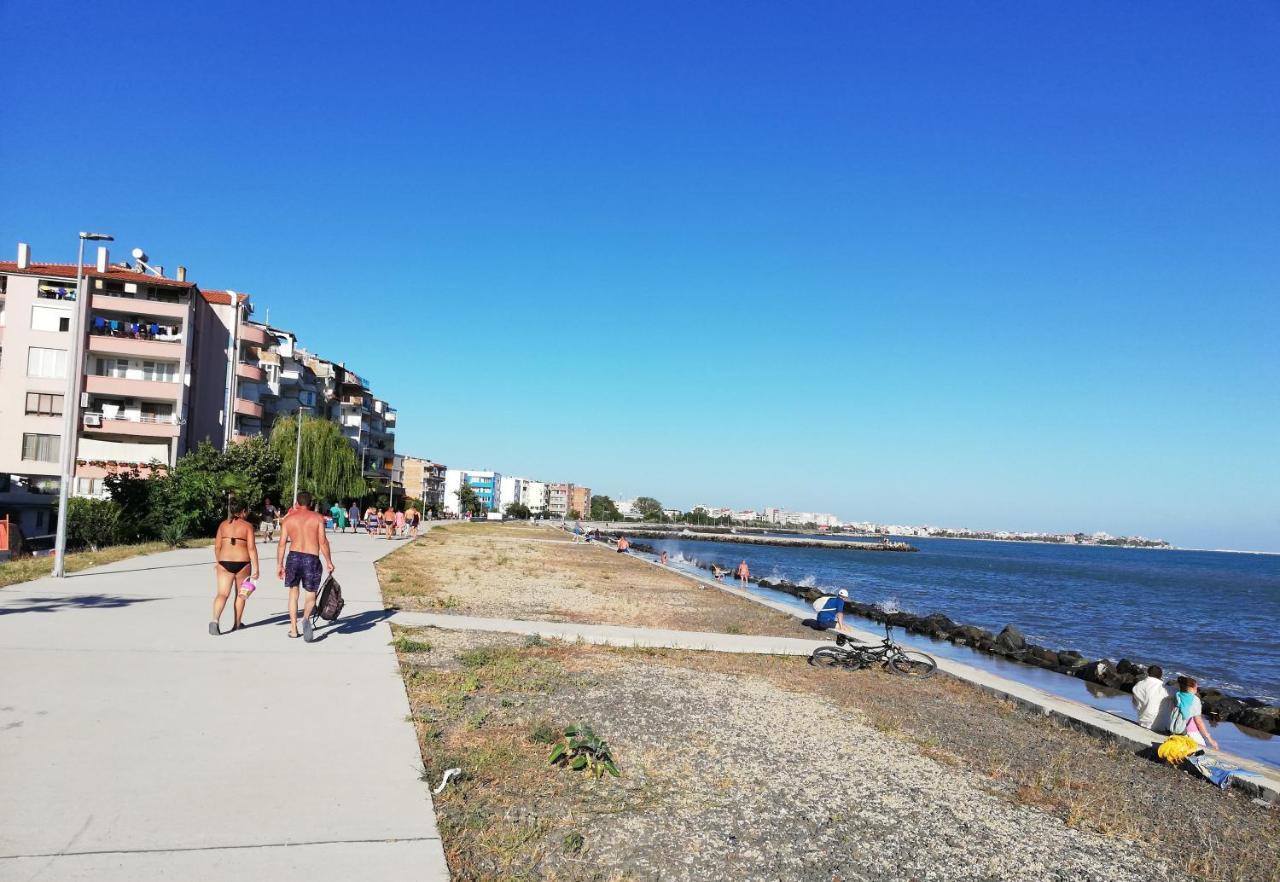 Sunny Day Apartment Pomorie Exterior foto